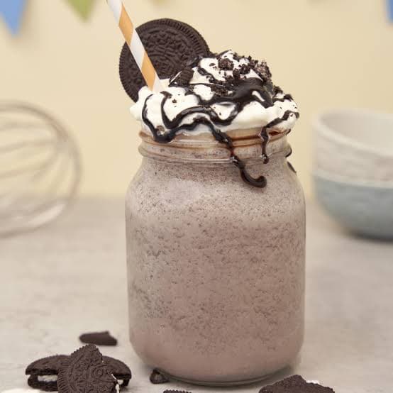 Cookies & Cream Frappe